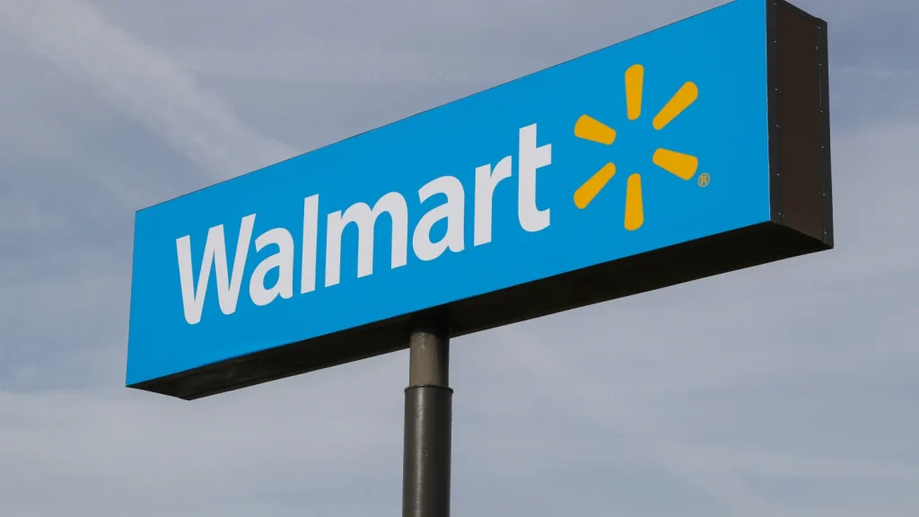 Walmart Reports Strong Q3 Earnings Amid Economic Uncertainty