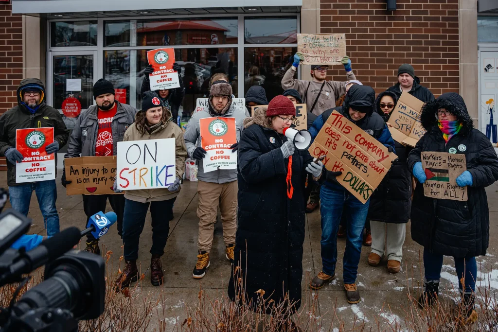 Starbucks Workers Begin a Strike in 3 Cities on Friday