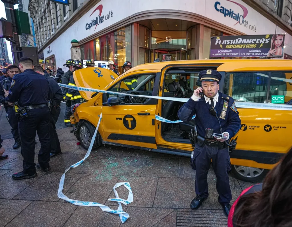 Taxi driver crashed into Herald Square crowd on Christmas, leaves six injured