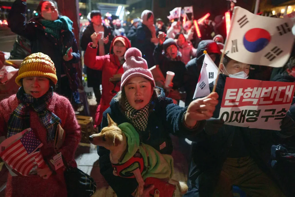 South Korean presidential guards prevent arrest of impeached Yoon after tense stand-off